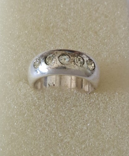 Schöner bandring mit weiße - schöner,